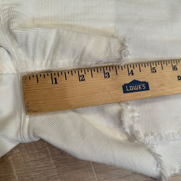 CARVE DESIGN WOMENS SIZE 14 WHITE SHORTS - Picture 3 of 9